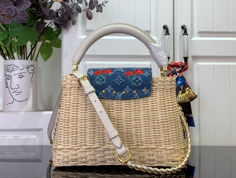 루이비통 LV x TM 카퓌신 BB M14295 27189cm 화이트2.jpg