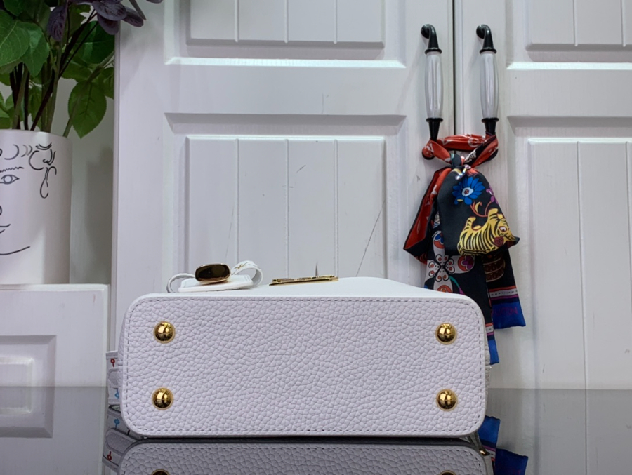 루이비통 LV x TM 카퓌신 미니 화이트 M13253 14821cm5.jpg