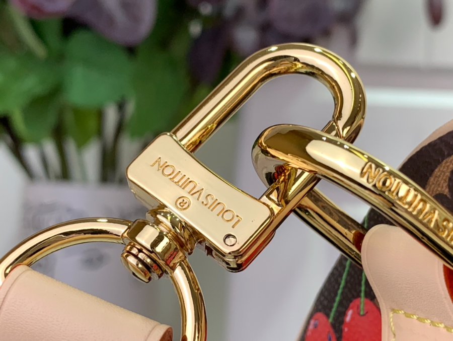 루이비통 LV x TM 키폴 반둘리에 45 272045cm M137646.jpg