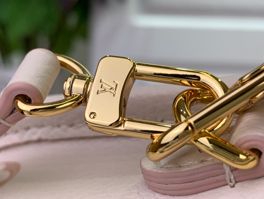 루이비통 나노 다이앤 M13642 10.5619cm 크림8.jpg