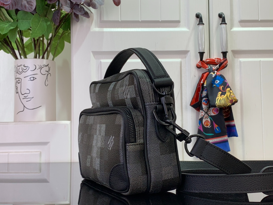 루이비통 닐 메신저 M14988 17.51125cm4.jpg