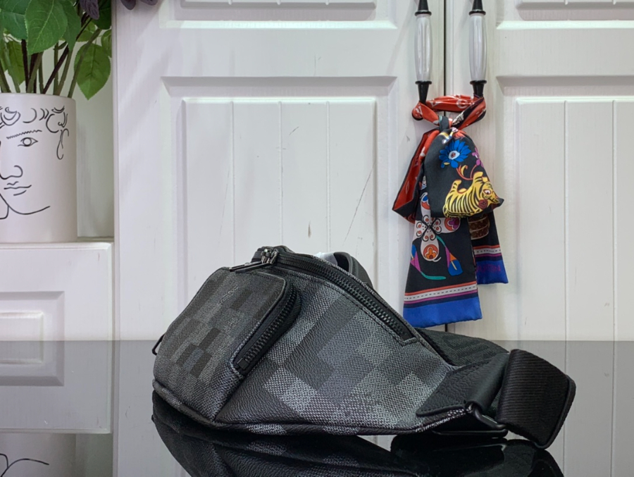 루이비통 러시 범백 M14920 15830cm4.jpg