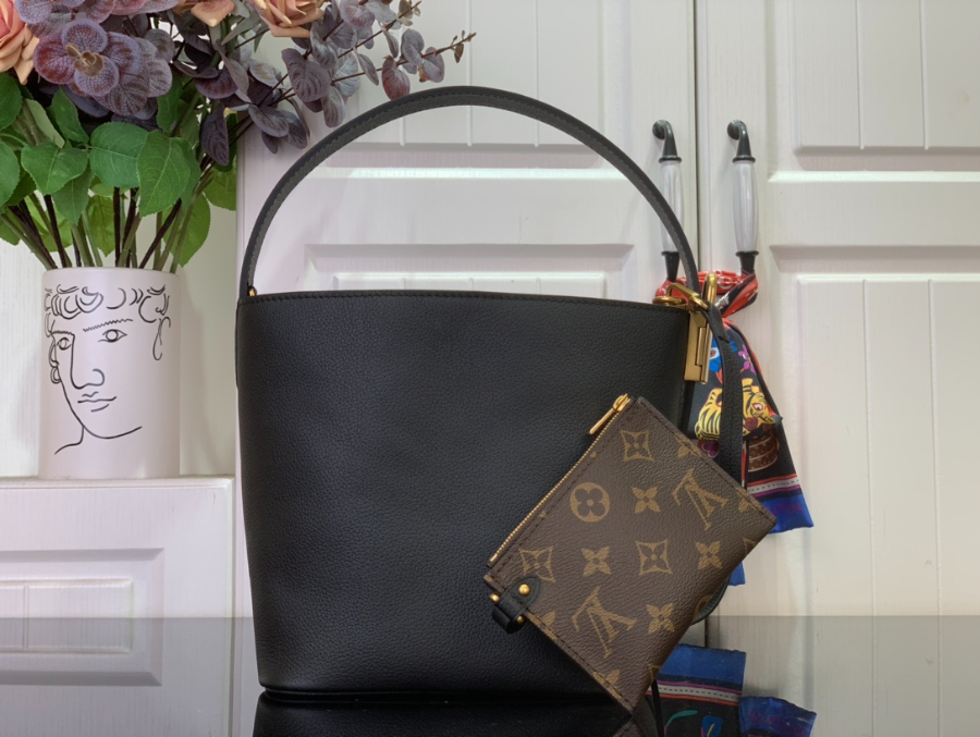 루이비통 로우 키 올 인 BB M25543 181216cm 블랙2.jpg