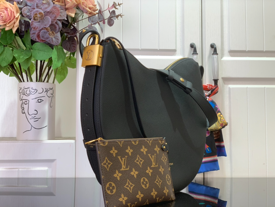 루이비통 로우 키 쿠키 블랙 M14642 26532cm 미디엄03.jpg