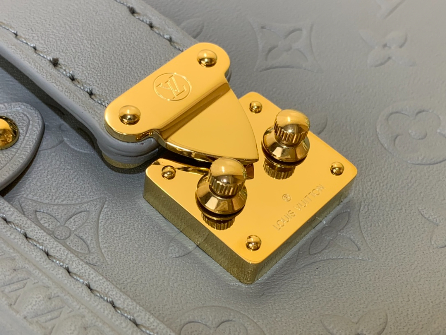 루이비통 사이드 트렁크 MM M25602 168.523.5cm07.jpg