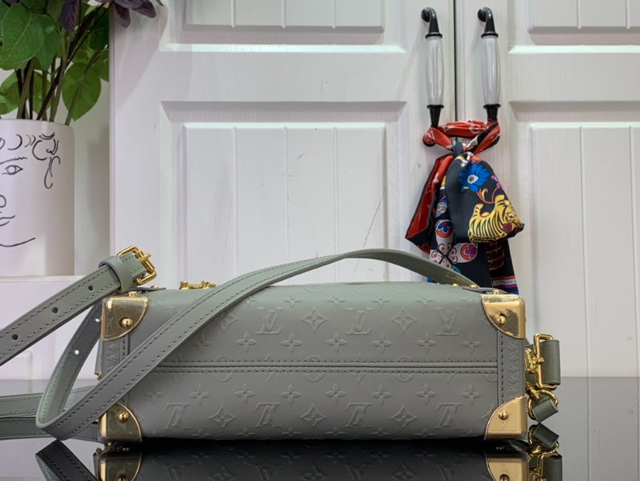 루이비통 사이드 트렁크 MM M25602 168.523.5cm05.jpg