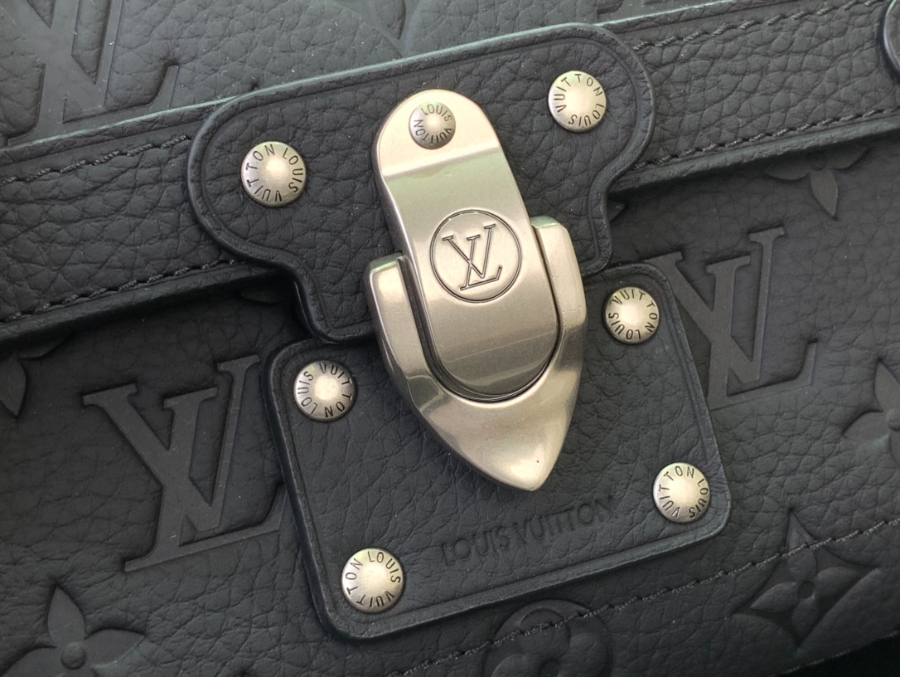 루이비통 소울 트렁크 블랙 M13871 15719cm6.jpg