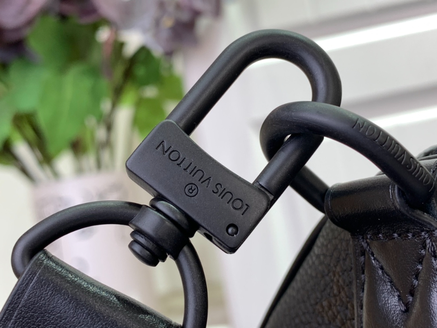 루이비통 스피디 P9 반둘리에 30 M13904 301721cm 블랙9.jpg