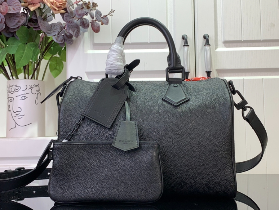 루이비통 스피디 P9 반둘리에 30 M13904 301721cm 블랙1.jpg