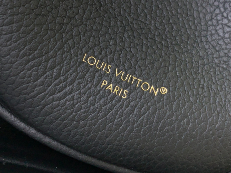 루이비통 애니타임 플랩 백 18.59.529.5cm M14973 블랙8.jpg