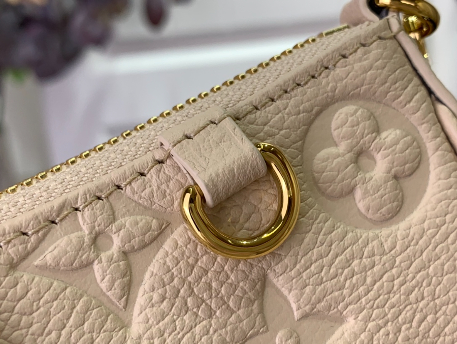 루이비통 이지 파우치 M14421 1911.53cm7.jpg