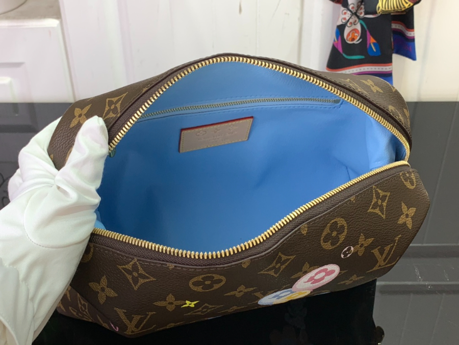 루이비통 코스메틱 파우치 GM M14891 18927cm3.jpg
