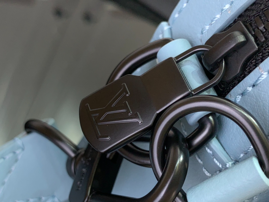 루이비통 트리오 메신저 M14781 2518.57cm 스카이 블루7.jpg