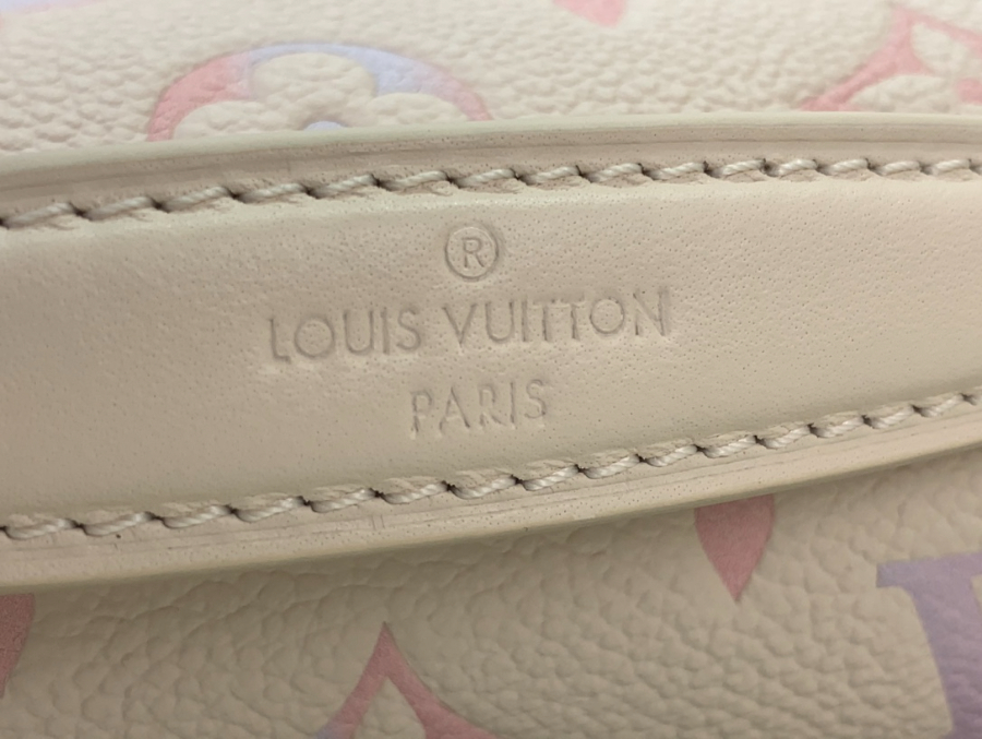 루이비통 포쉐트 메티스 이스트 웨스트 M25682 13.5621.5cm8.jpg