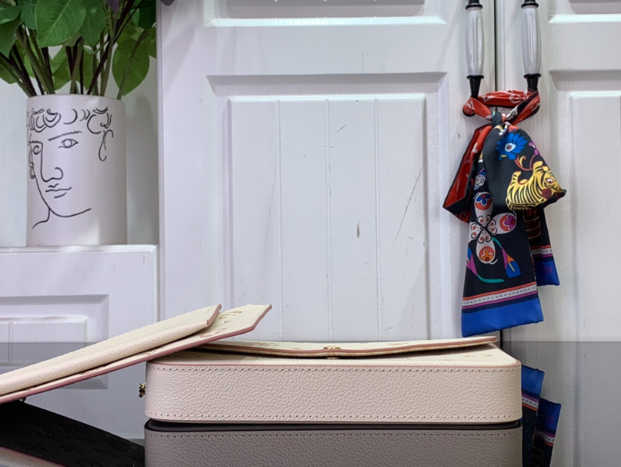 루이비통 포쉐트 펠리시 체인 M64064 M15968 21123cm 크림5.jpg