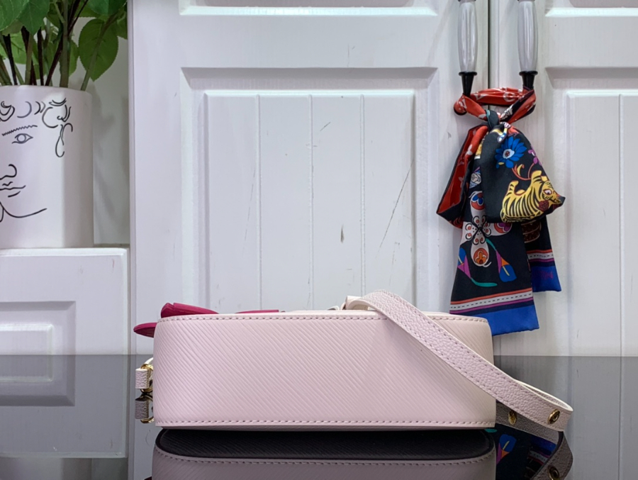 루이비통 LV x TM 마렐리니 치키 핑크 M13101 13.56.519cm5.jpg