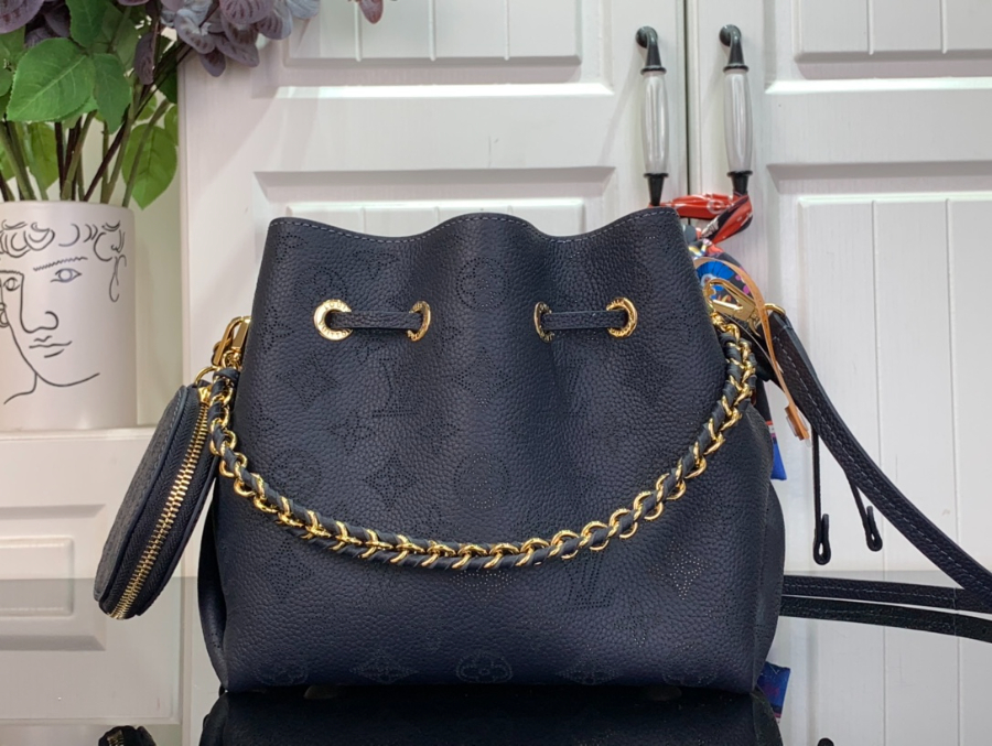 루이비통 벨라 Bella M14315 221419cm 네이비1.jpg