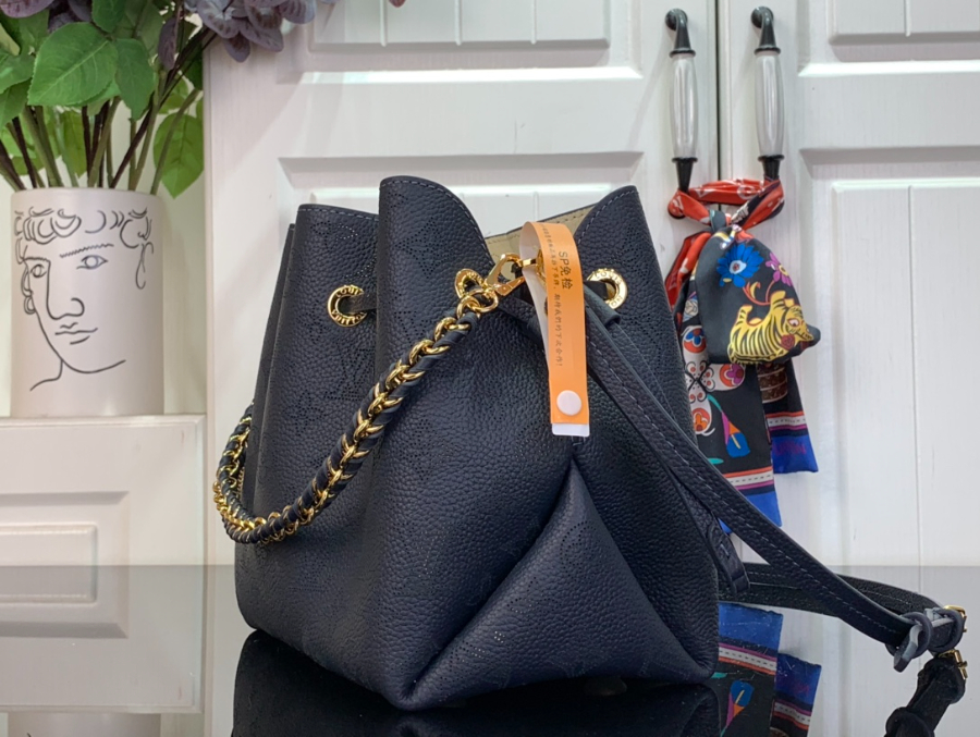 루이비통 벨라 Bella M14315 221419cm 네이비3.jpg