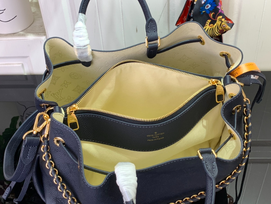 루이비통 벨라 토트백 네이비 M14316 231332cm3.jpg