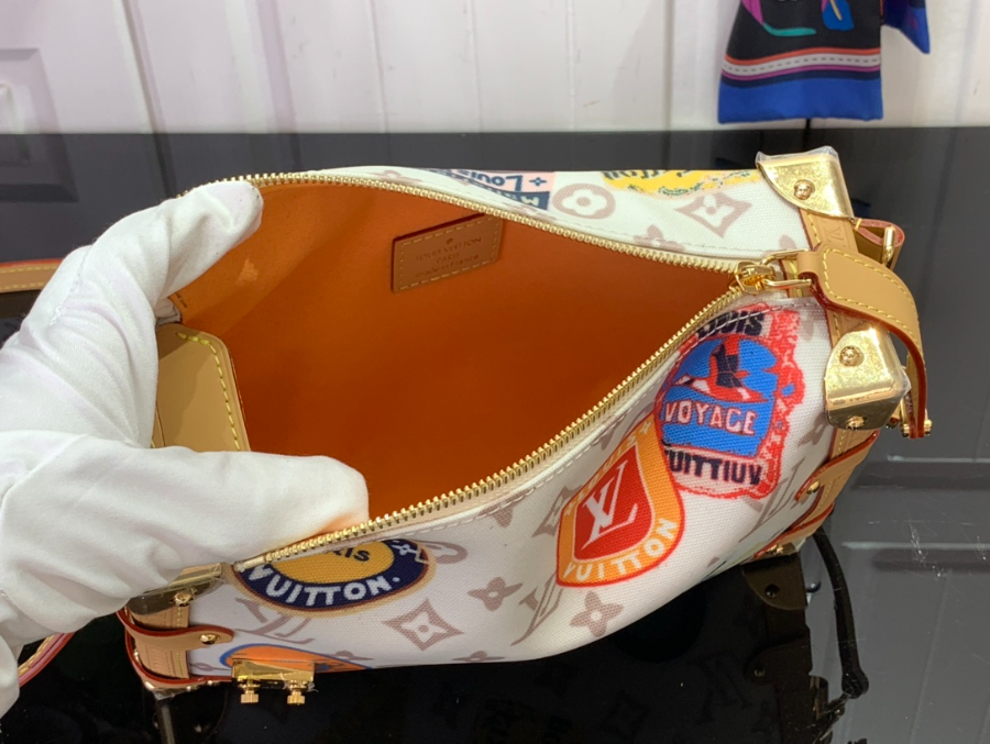 루이비통 사이드 트렁크 MM M14606 168.523.5cm3.jpg