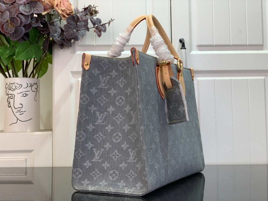 루이비통 온더고 MM M13189 352714cm 워시드 그레이3.jpg