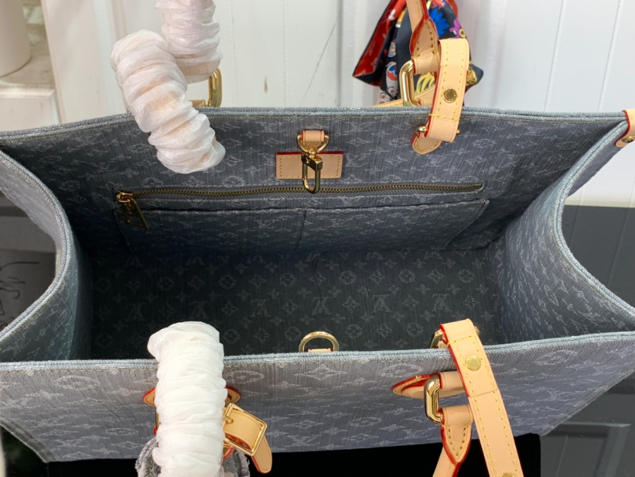 루이비통 온더고 MM M13189 352714cm 워시드 그레이5.jpg