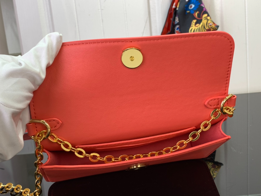 루이비통 월릿 온 체인 LV 블룸 딥핑크 M14548 11.5420cm3.jpg