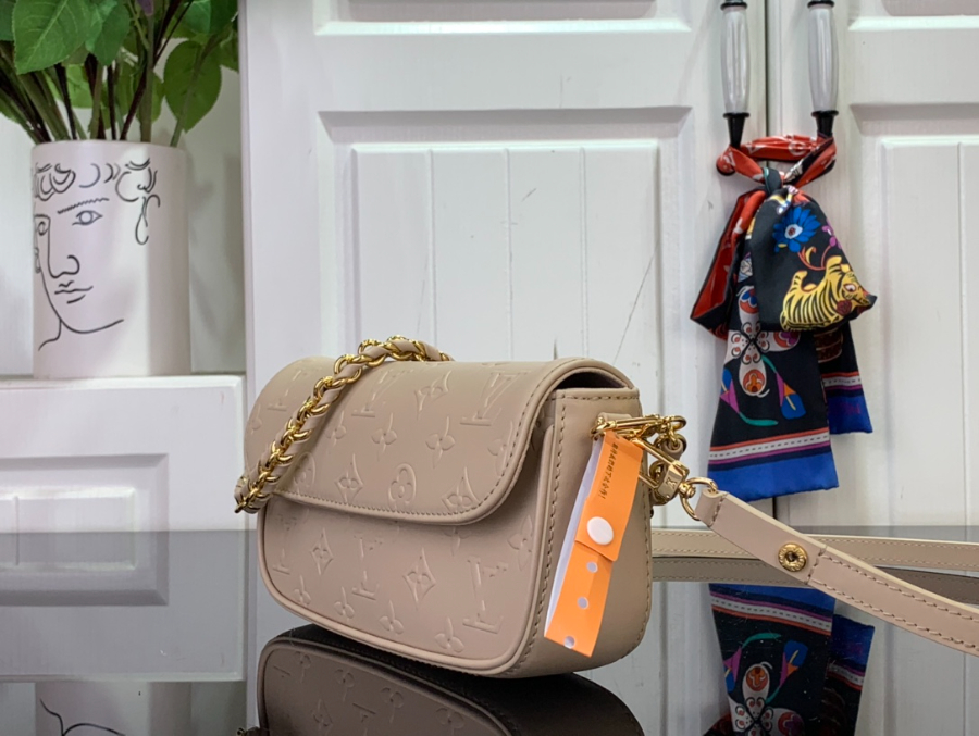 루이비통 월릿 온 체인 아이비 베이지 M14714 23.5124.3cm5.jpg