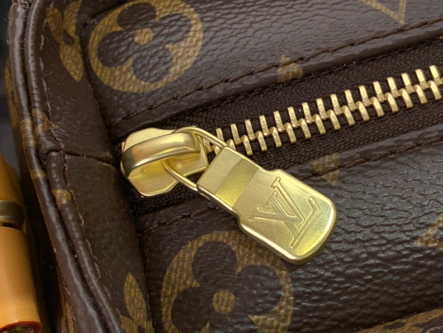 루이비통 중고 비바시떼 모노그램 스몰 301113cm M511646.jpg