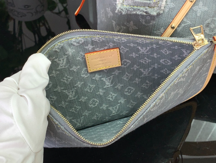 루이비통 캐리올 MM 워시드 그레이 M13289 301539cm 미디엄8.jpg