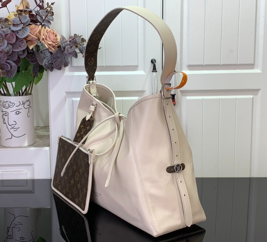 루이비통 캐리올 바이브 미디엄 M25143 393015cm 크림4.jpg