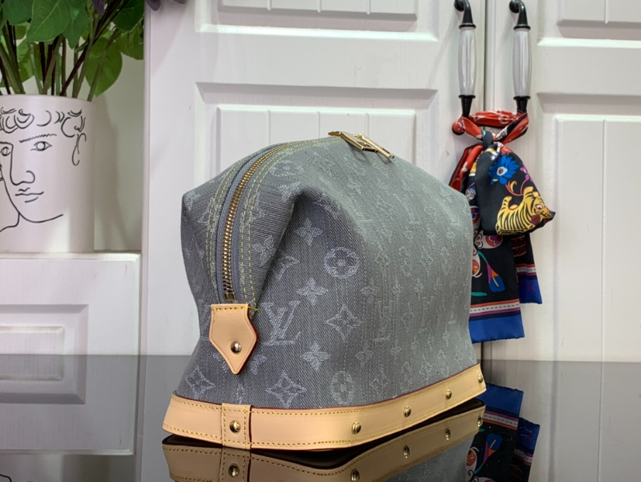 루이비통 코스메틱 파우치 라지 데님 그레이 M13750 18927cm4.jpg