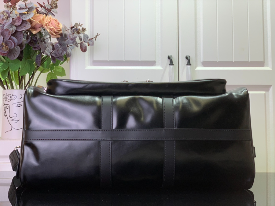 루이비통 키폴 카고 반둘리에 50 블랙 M13992 232952cm5.jpg