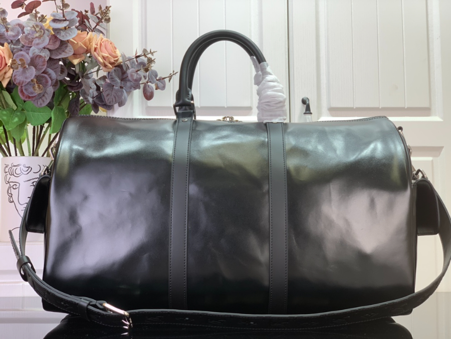 루이비통 키폴 카고 반둘리에 50 블랙 M13992 232952cm2.jpg