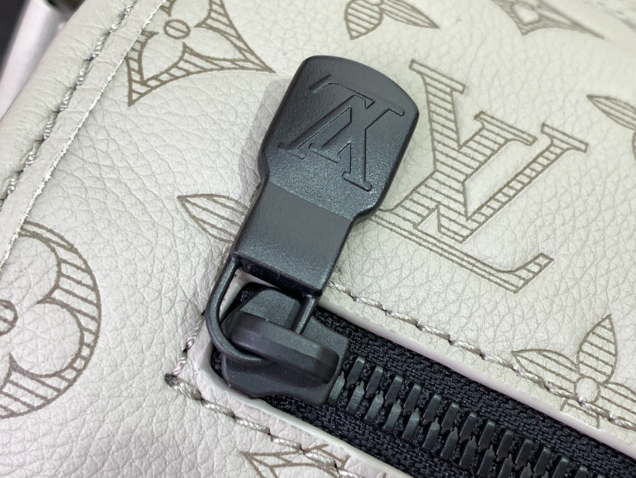 루이비통 펄스 메신저 그레이 M14912 171126.6cm6.jpg