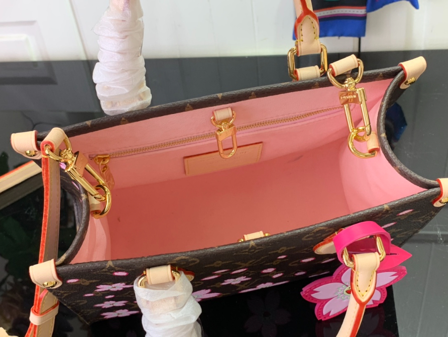 루이비통 LV X TM 온더고 PM M13269 1911.525cm 브라운4.jpg