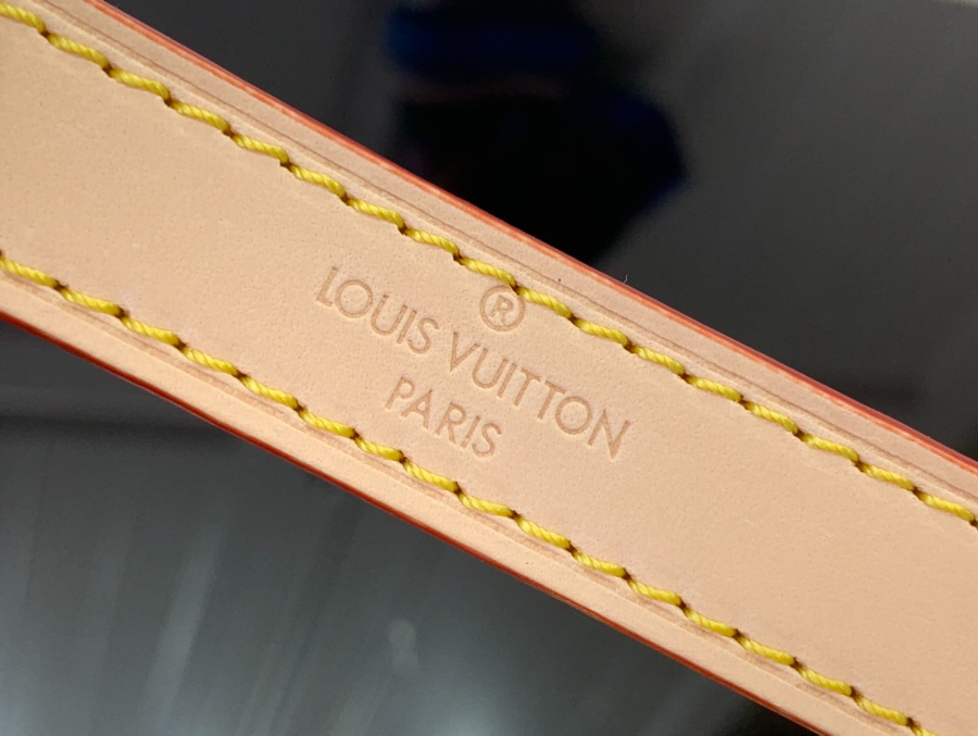 루이비통 LV X TM 불로뉴 사쿠라 M13265 169.529cm 브라운8.jpg