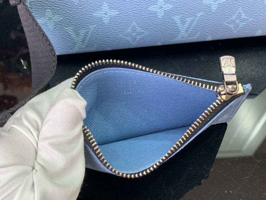 루이비통 가스통 웨어러블 월릿 가방 M14114 2214.54.5cm 블루6.jpg