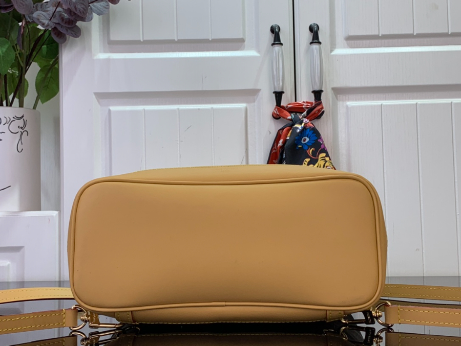 루이비통 소호 MM 백팩 M14653 24329cm 브라운4.jpg