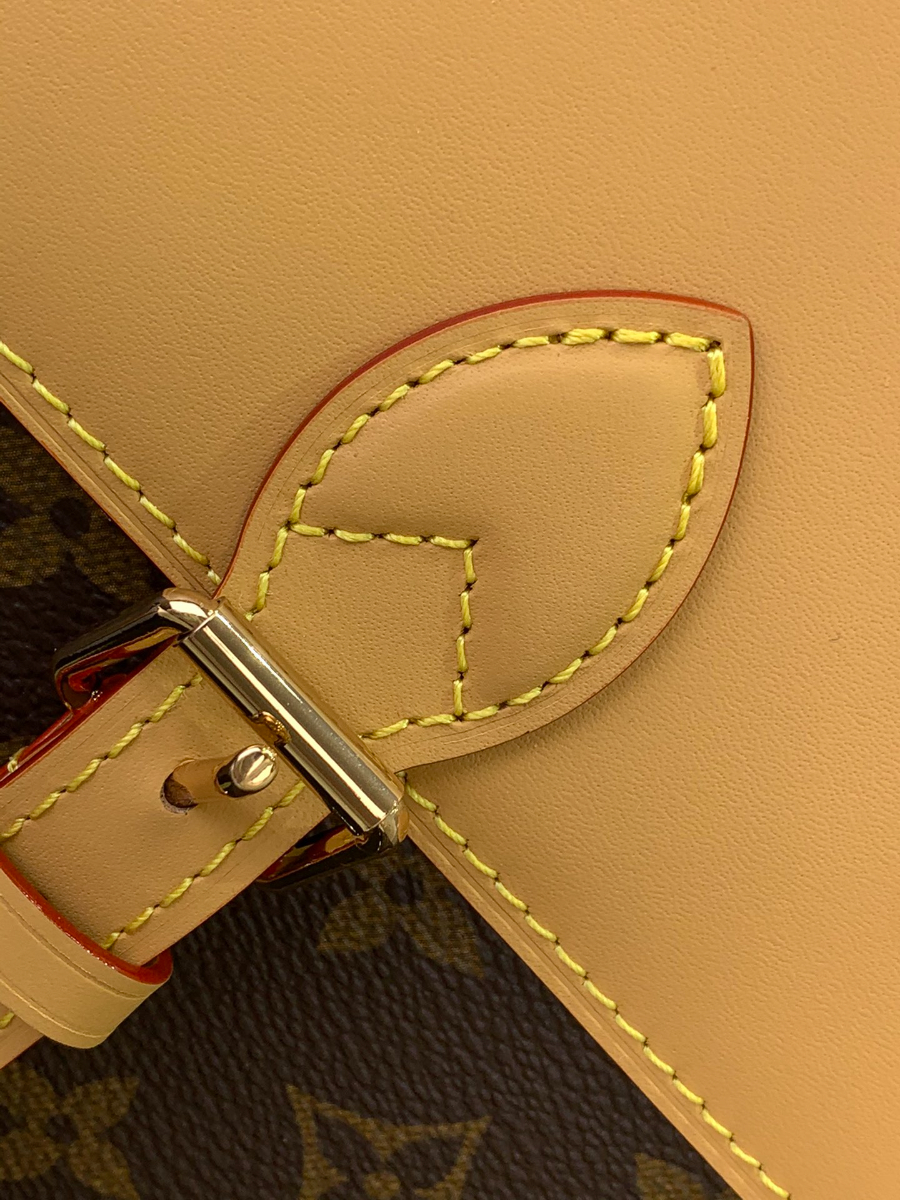 루이비통 소호 MM 백팩 M14653 24329cm 브라운6.jpg